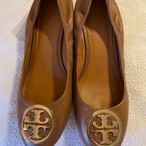 Tan Tory Burch shoes